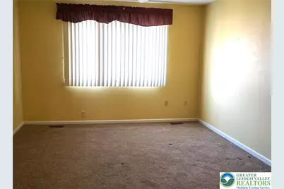 3208 Oakland Square Drive, Bethlehem Township, PA 18020 - Photo 25