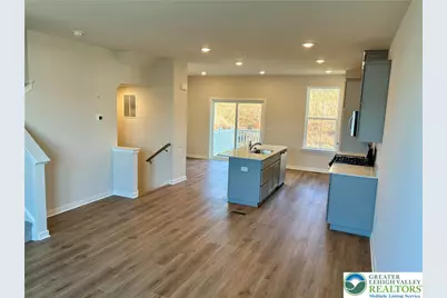 7688 Clayton Avenue, Upper Saucon Township, PA 18036 - Photo 5