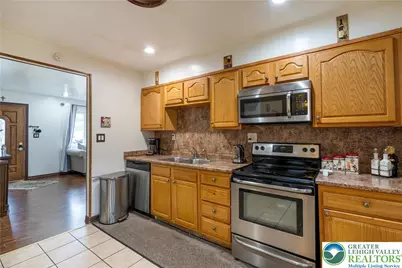 2912 Diamond Avenue, Allentown City, PA 18103 - Photo 5