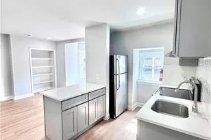 829 W Linden St, Allentown City, PA 18101 - Photo 3