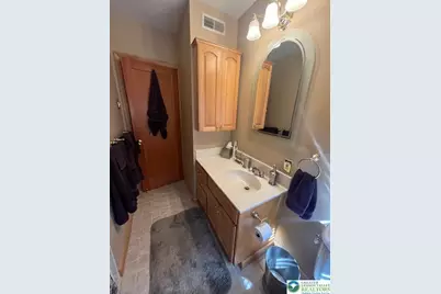 2510 Hamilton Street, Allentown City, PA 18104 - Photo 17