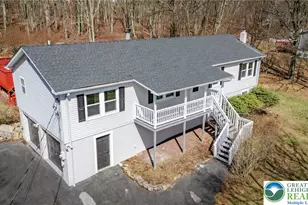 107 Mount Ranier Rd, Chestnuthill Twp, PA 18330 - Photo 5