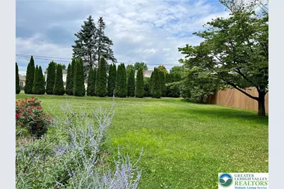 1160 Brentwood Avenue, Hanover Twp, PA 18017 - Photo 13