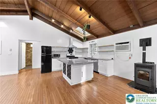 2329 Cramer Ct, Bushkill, PA 18324 - Photo 11