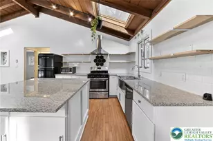 2329 Cramer Ct, Bushkill, PA 18324 - Photo 9