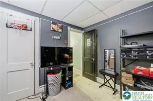 924 Wyoming St, Allentown City, PA 18103 - Photo 17