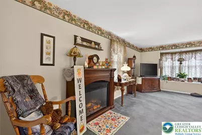 7914 Woodsbluff Run, Upper Macungie Township, PA 18051 - Photo 13