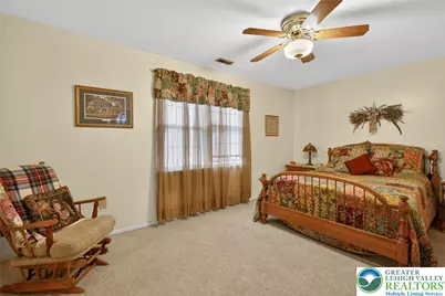 7914 Woodsbluff Run, Upper Macungie Township, PA 18051 - Photo 33