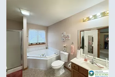 2005 Palisades Drive, Chestnuthill Twp, PA 18610 - Photo 15
