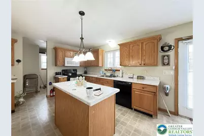 2005 Palisades Drive, Chestnuthill Twp, PA 18610 - Photo 11