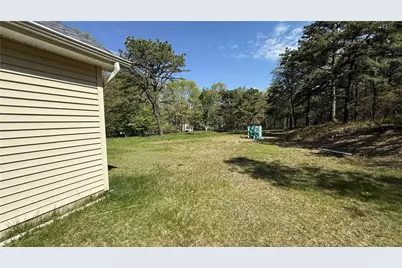 2005 Palisades Drive, Chestnuthill Twp, PA 18610 - Photo 3