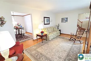 1921 Belleview Dr, Whitehall Township, PA 18052 - Photo 3