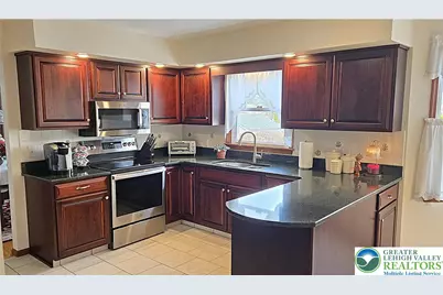 1921 Belleview Drive, Whitehall Township, PA 18052 - Photo 11