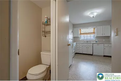 1109 W Washington, Allentown City, PA 18102 - Photo 9