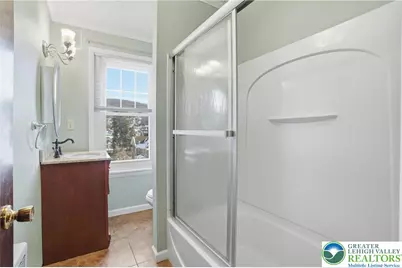 1050 Delaware Avenue, Fountain Hill Boro, PA 18015 - Photo 19