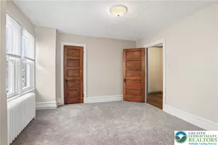 1050 Delaware Ave, Fountain Hill Boro, PA 18015 - Photo 15