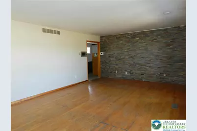 1055 Pine Tree Drive, Slatington Boro, PA 18080 - Photo 7