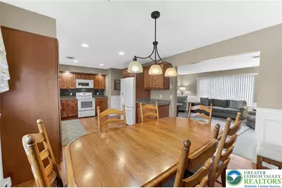 1873 Molinaro Drive, South Whitehall Township, PA 18104 - Photo 7