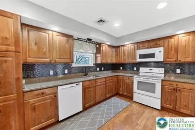 1873 Molinaro Drive, South Whitehall Township, PA 18104 - Photo 5