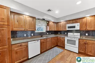 1873 Molinaro Dr, South Whitehall Township, PA 18104 - Photo 5