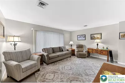 1873 Molinaro Drive, South Whitehall Township, PA 18104 - Photo 3