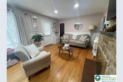 1113 Lafayette Street, Easton, PA 18042 - Photo 3