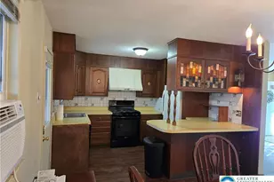 1721 E Cedar St, Allentown City, PA 18109 - Photo 11