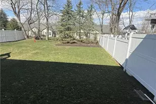 1530 Hawthorn Dr, Forks Twp, PA 18040 - Photo 17