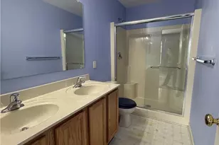 1530 Hawthorn Dr, Forks Twp, PA 18040 - Photo 13