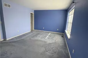 1530 Hawthorn Dr, Forks Twp, PA 18040 - Photo 9