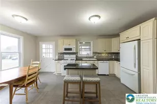 3941 Freemansburg Ave, Bethlehem Township, PA 18020 - Photo 5