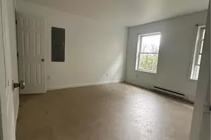 909 Monroe Ave, Scranton City, PA 18510 - Photo 13