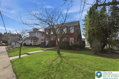 59 W High Street, Nazareth Boro, PA 18064 - Photo 3