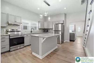 234 E Patterson Street, Lansford Boro, PA 18232 - Photo 9