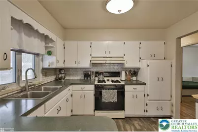 508 Liberty Street, Wind Gap Boro, PA 18091 - Photo 23