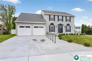 4894 Concord Dr, Bethlehem Township, PA 18045 - Photo 3