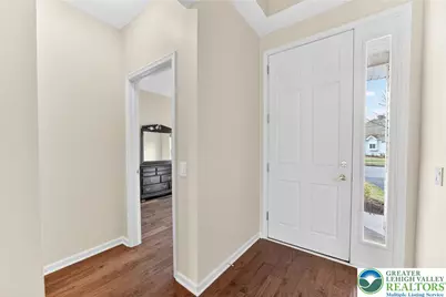 27 Moor Drive, Palmer Twp, PA 18045 - Photo 3