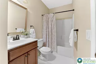 27 Moor Dr, Palmer Twp, PA 18045 - Photo 5