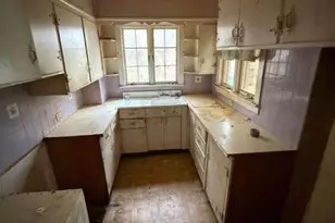 352 S 1st St, Bangor, PA 18013 - Photo 15