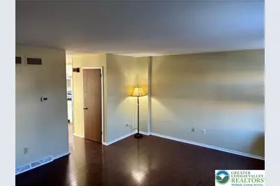 5039 Shawnee Boulevard, North Whitehall Township, PA 18078 - Photo 7