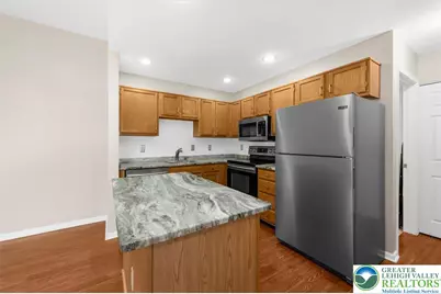 5692 Burning Tree Lane, Lower Macungie Township, PA 18062 - Photo 9