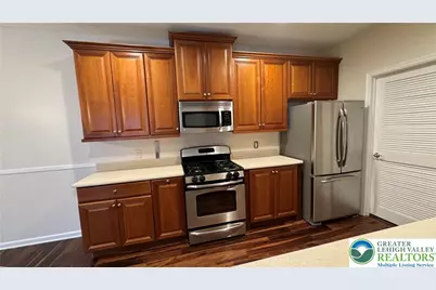 502 Waterford Terrace, Easton, PA 18042 - Photo 9