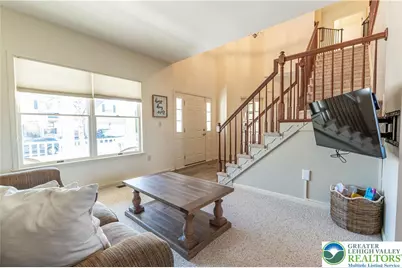 25 Millbrook Court, Palmer Twp, PA 18045 - Photo 9