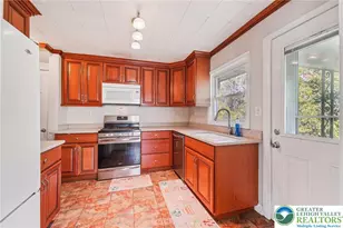 732 Lyons St, Bethlehem City, PA 18018 - Photo 13