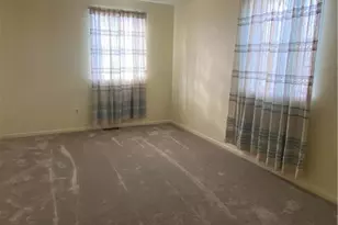 2815 Whitemarsh Pl, Lower Macungie Township, PA 18062 - Photo 9