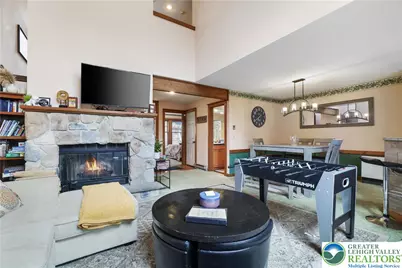 426 Oak Court, Tannersville, PA 18372 - Photo 3