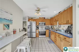 1560 Pinewind Dr, Lower Macungie Township, PA 18011 - Photo 15