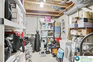 1560 Pinewind Dr, Lower Macungie Township, PA 18011 - Photo 25