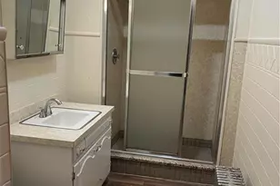 37 E Pennsylvania Ave, Pen Argyl, PA 18072 - Photo 11