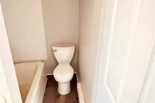 5562 Main St, Lehigh Township, PA 18052 - Photo 7